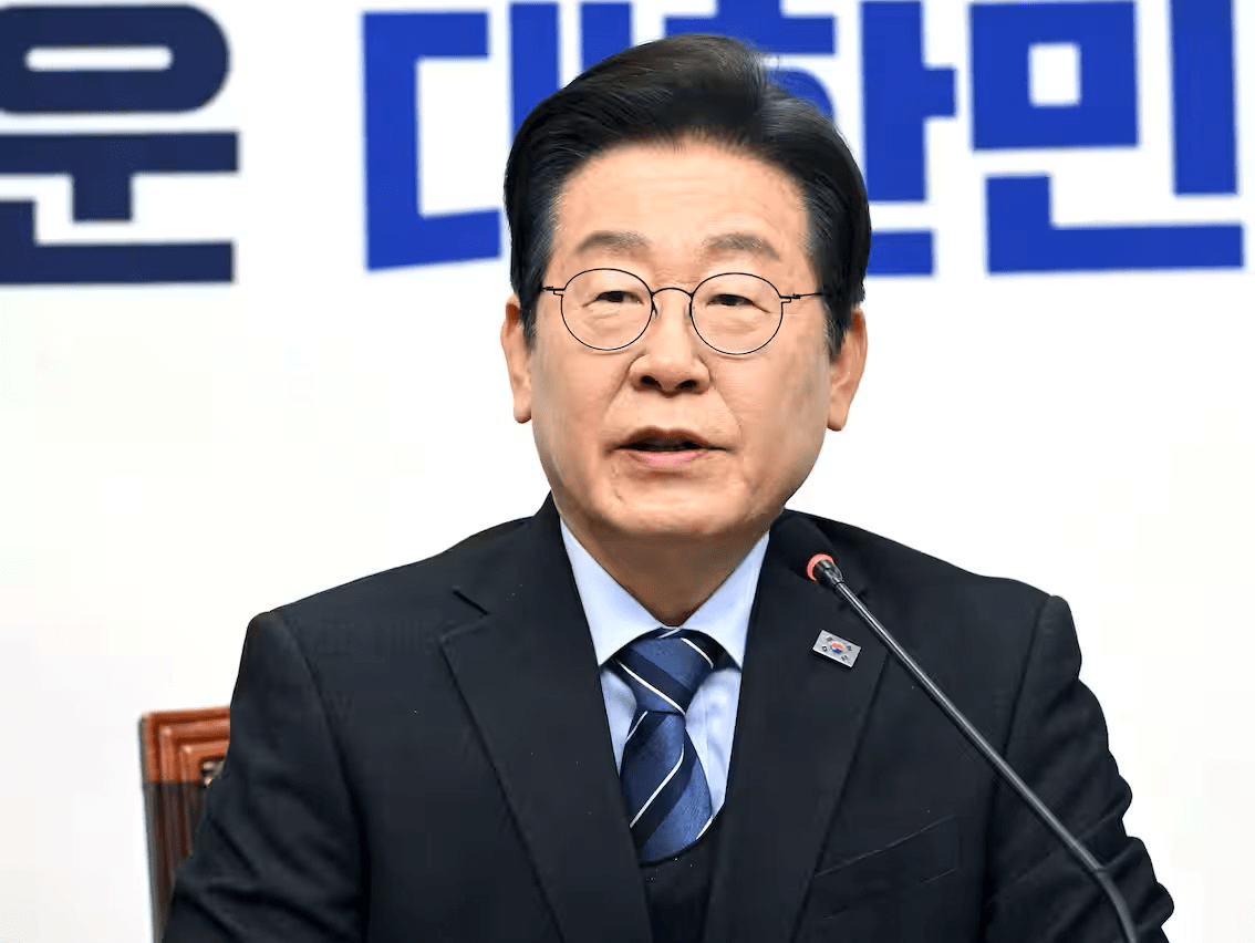 Lee Jae-myung Hit with New Legal Challenges Ahead of South Korea Snap Election