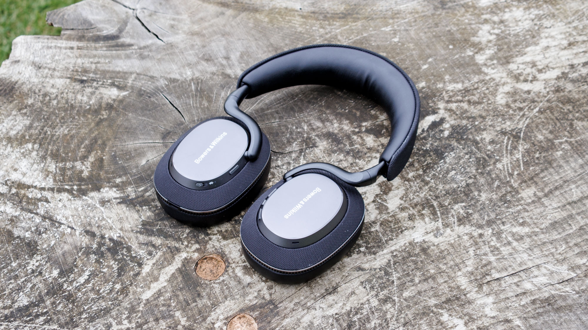 5 best classic rock tracks to test your new headphones
