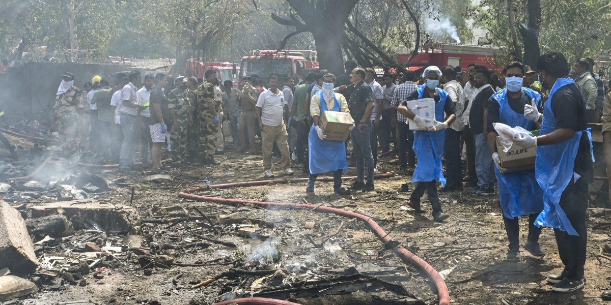 Air India Plane Crash: Politicians Across Parties Express Solidarity, Seek Clarification About Incident