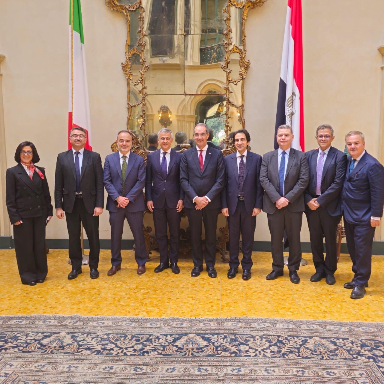 وزير الاتصالات يلتقي مسؤولي مجموعة Engineering Group الإيطالية