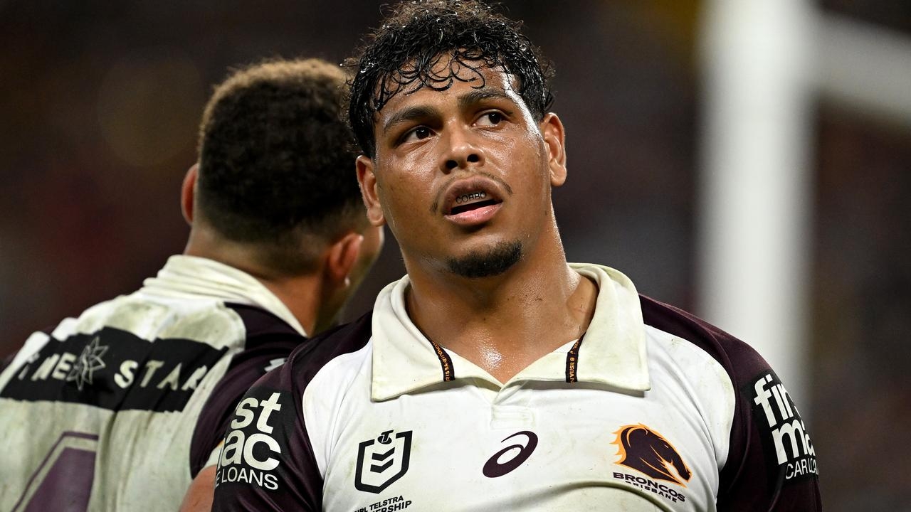 Selwyn Cobbo meets with rival amid fears Broncos gun could ‘walk away from NRL'
