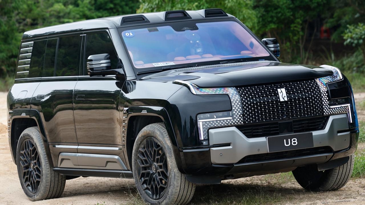 2025 Yangwang U8 review