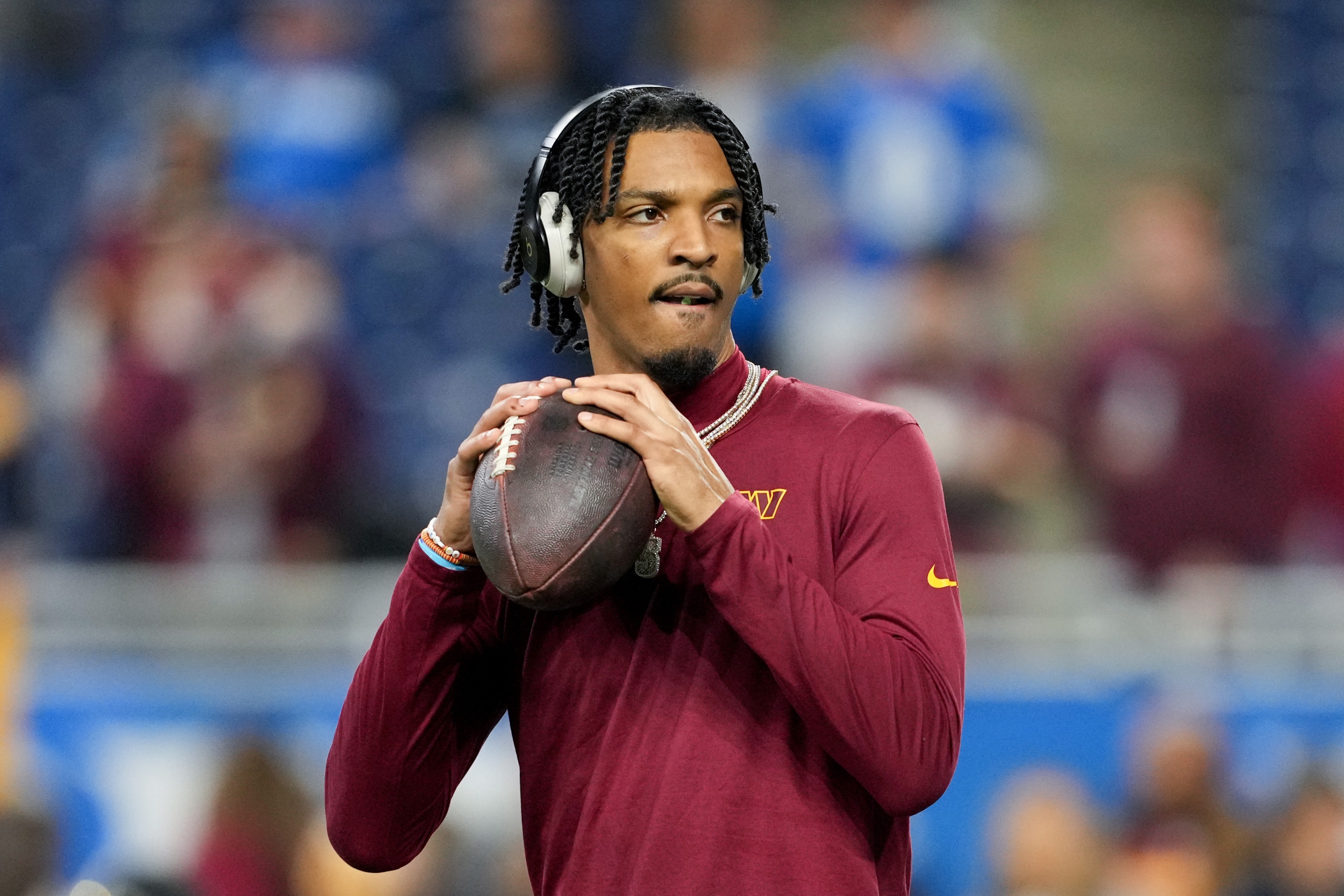 Commanders QB Jayden Daniels Named Top Standout Among his Peers
