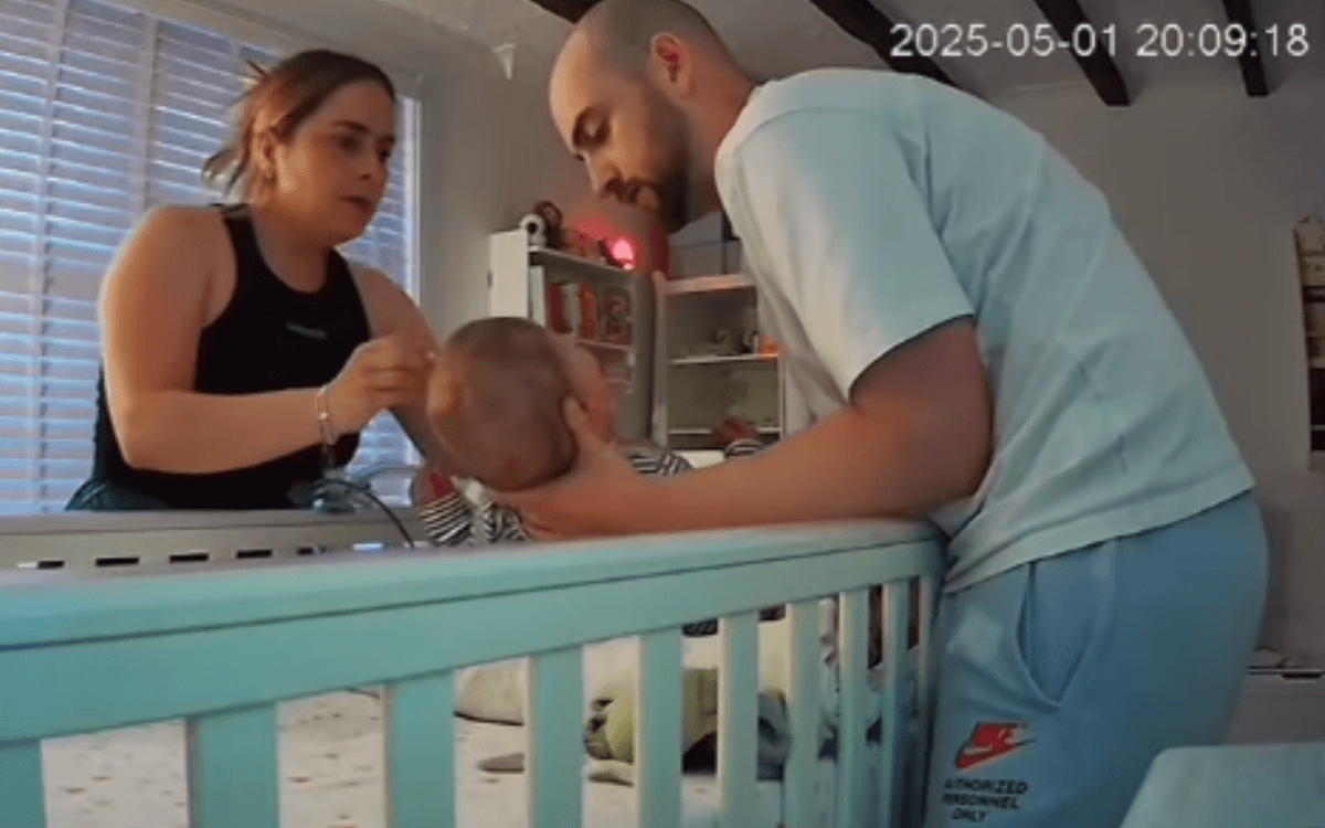Baby Pulls Out Breathing Tube, Next Few Crucial Seconds Caught on Camera