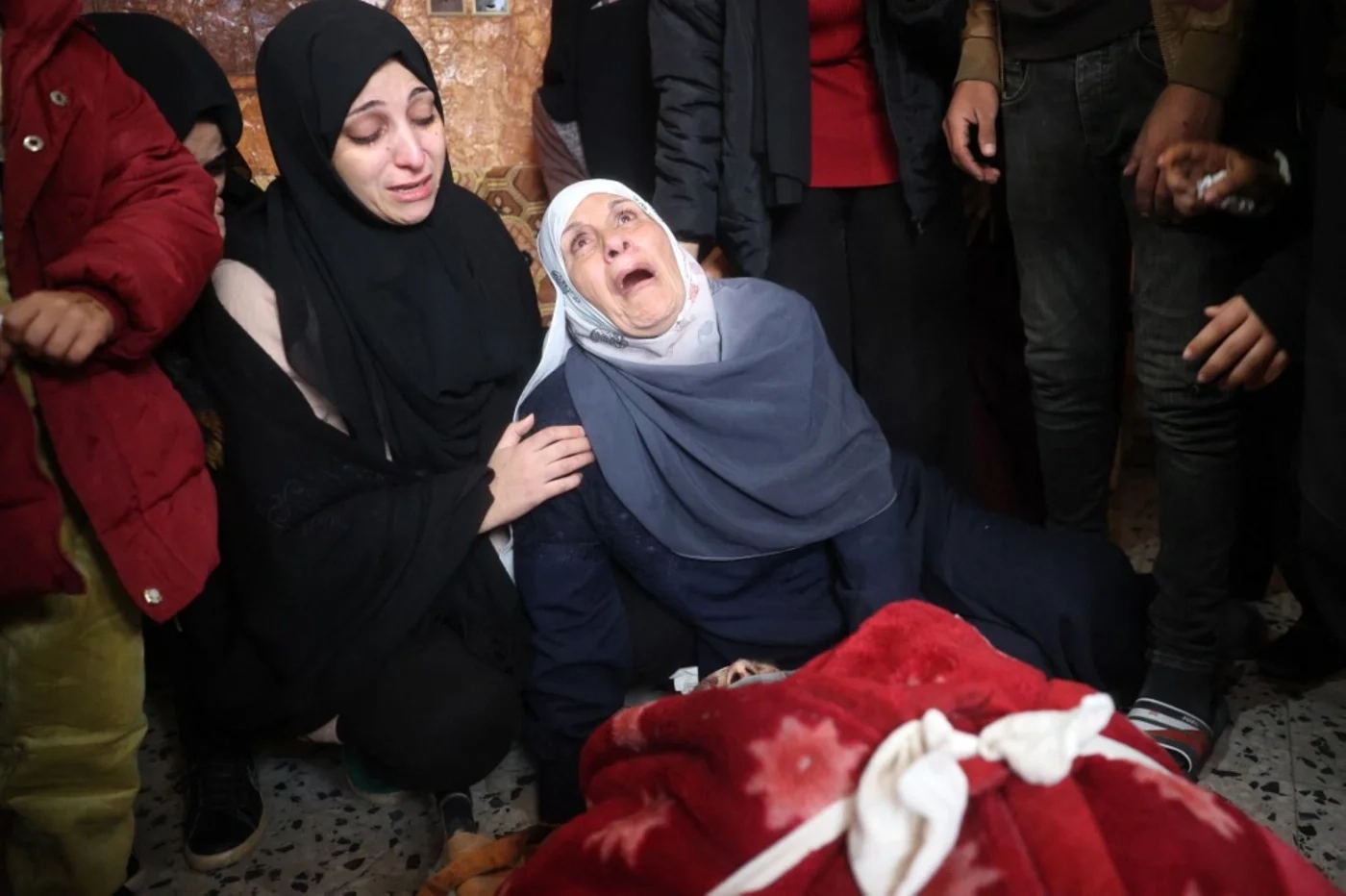 Gaza Aid Turns Deadly: Families Shot While Seeking Food Amid Failed Relief Operation