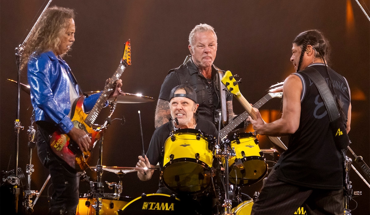 Sonic Boom! - Record card transactions as Metallica fans nab tickets