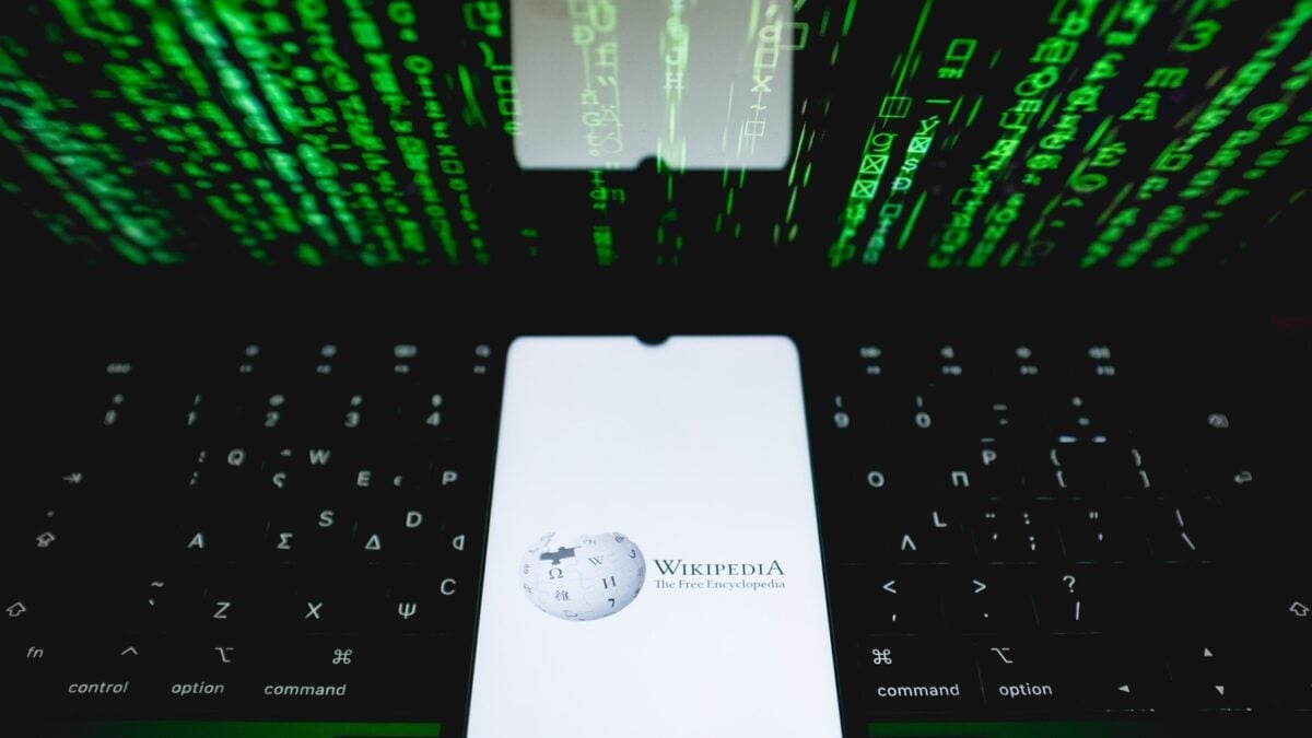 Wikipedia Tries to Calm Fury Over New AI-Generated Summaries Proposal