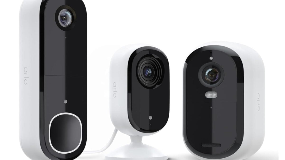 This Arlo Home Security Bundle Now Costs Peanuts, Includes 2 Cameras and a Smart Doorbell