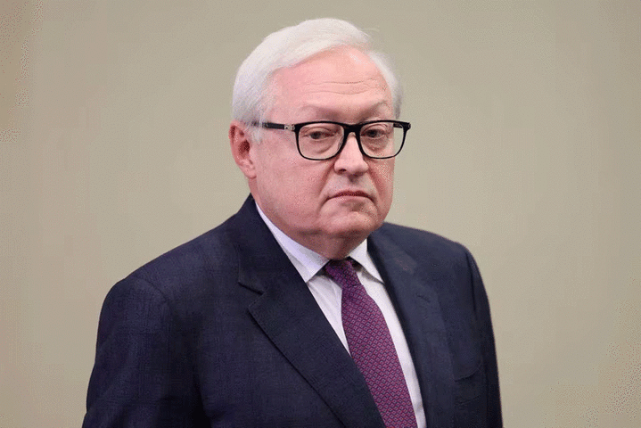 Russia tells US not to strike Iran