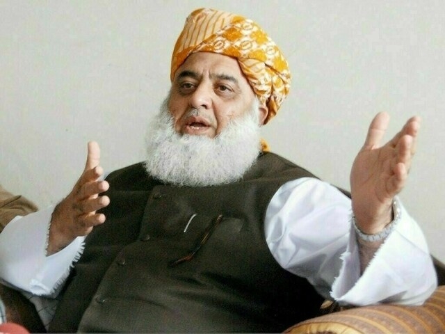 JUI-F chief criticises govt's economic, foreign policies