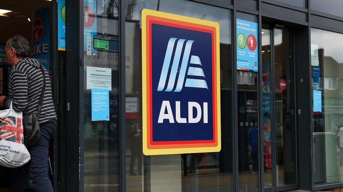 Shoppers race to Aldi to get their hands on winter must-have item: 'Run, don't walk!'