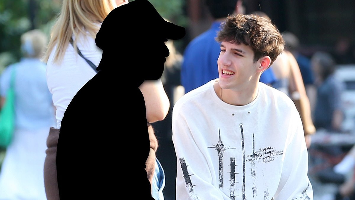 His father is one of the most famous frontmen of the last 40 years… can you guess the nepo baby?