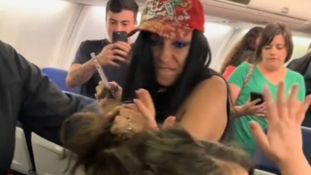 Entitled plane passenger's drunk meltdown over being forced to sit next to woman she deemed 'too fat'