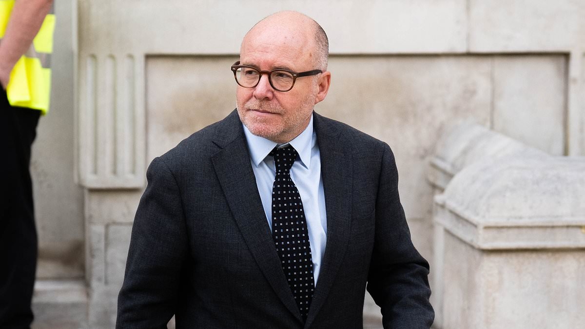 Tories warn Starmer not to 'hide' behind legal advice amid claims Attorney General has been 'restraining' UK from backing Israel