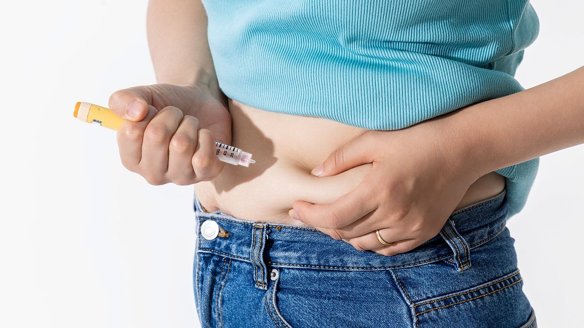 Cancer patients must speak to their doctor before using weight-loss jabs, charity warns