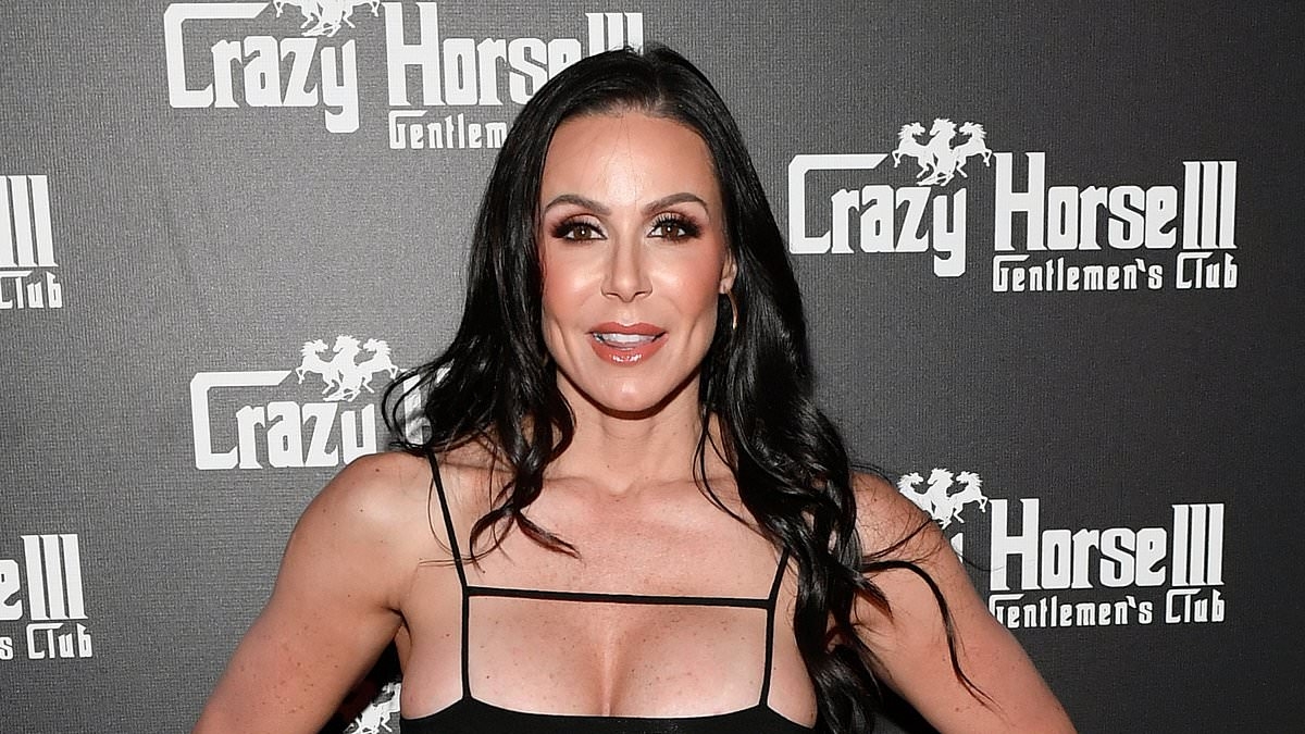 Porn star comes out in support of Caitlin Clark in latest bizarre twist to WNBA controversy