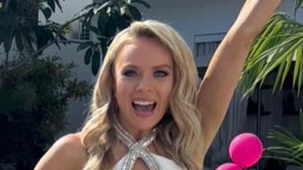 That's brave! Inside Channel Nine reporter's star-studded wild hens party in Bali - the night before her wedding