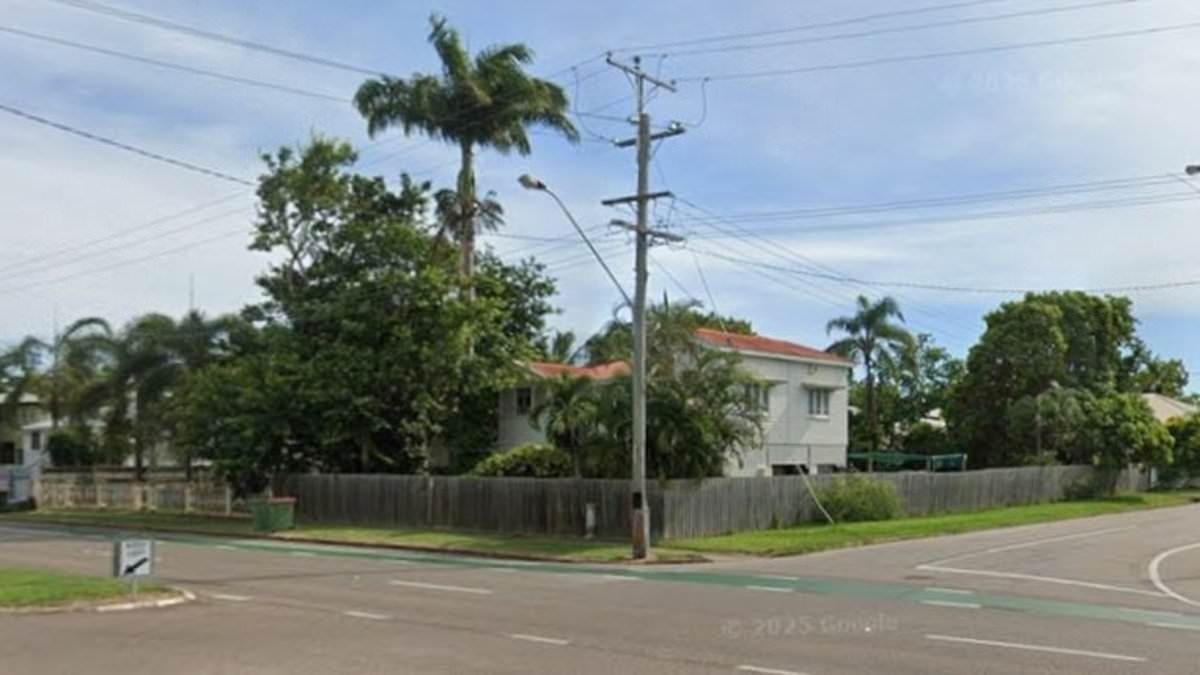 BREAKING NEWS Grisly discovery on street in Townsville sparks urgent police probe
