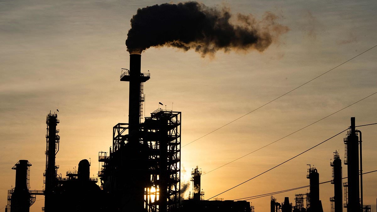 Oil prices eye $100 mark amid intensifying Israel-Iran conflict