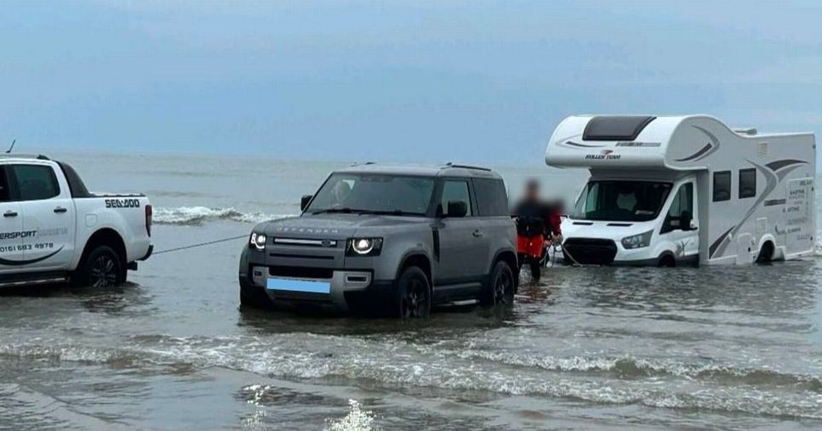 Desperate attempts were made to save campervan swamped by sea at Gwynedd beach