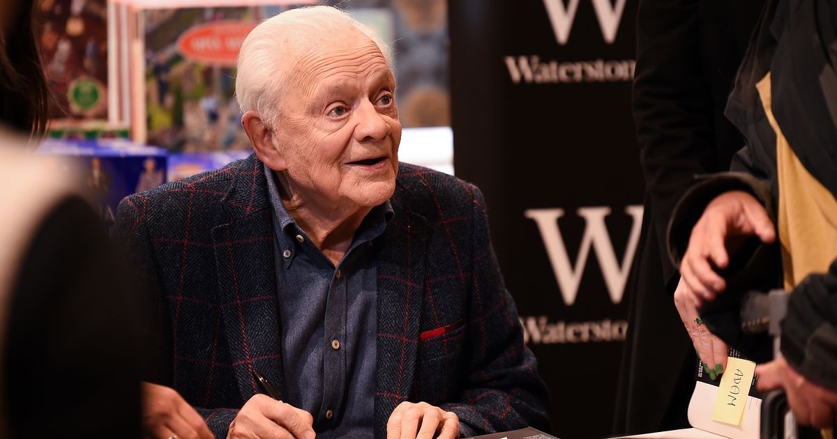 David Jason's peaceful village life where homes cost an average £600k