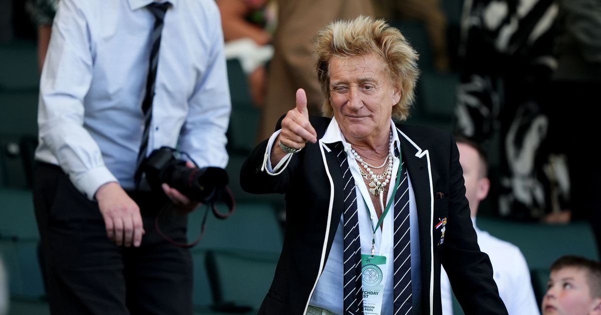 Rod Stewart calls on Celtic FC fans to turn Glastonbury green and white