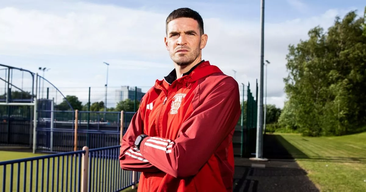 Former Rangers star Kyle Lafferty agrees new Johnstone Burgh deal and admits next season could be his last