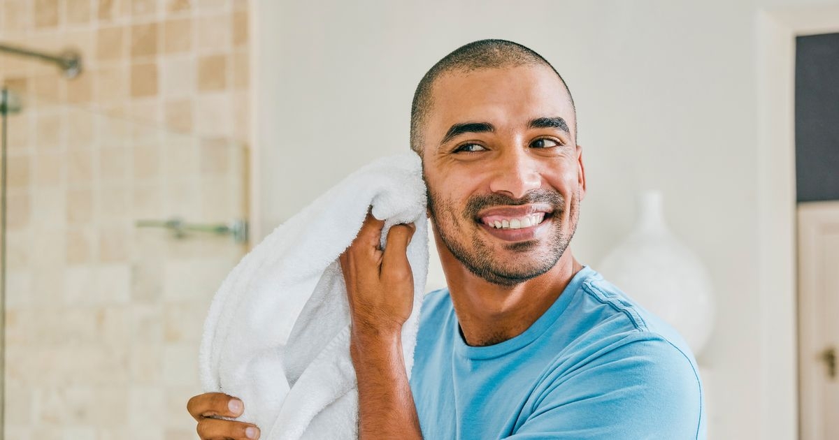 Men in their 20s and 30s urged to check for early cancer signs after a shower