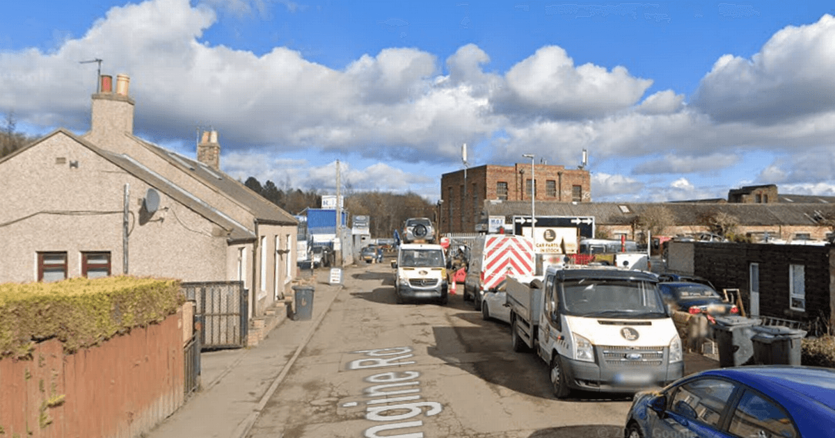 Edinburgh gang war continues as firm with 'links to Mark Richardson' torched
