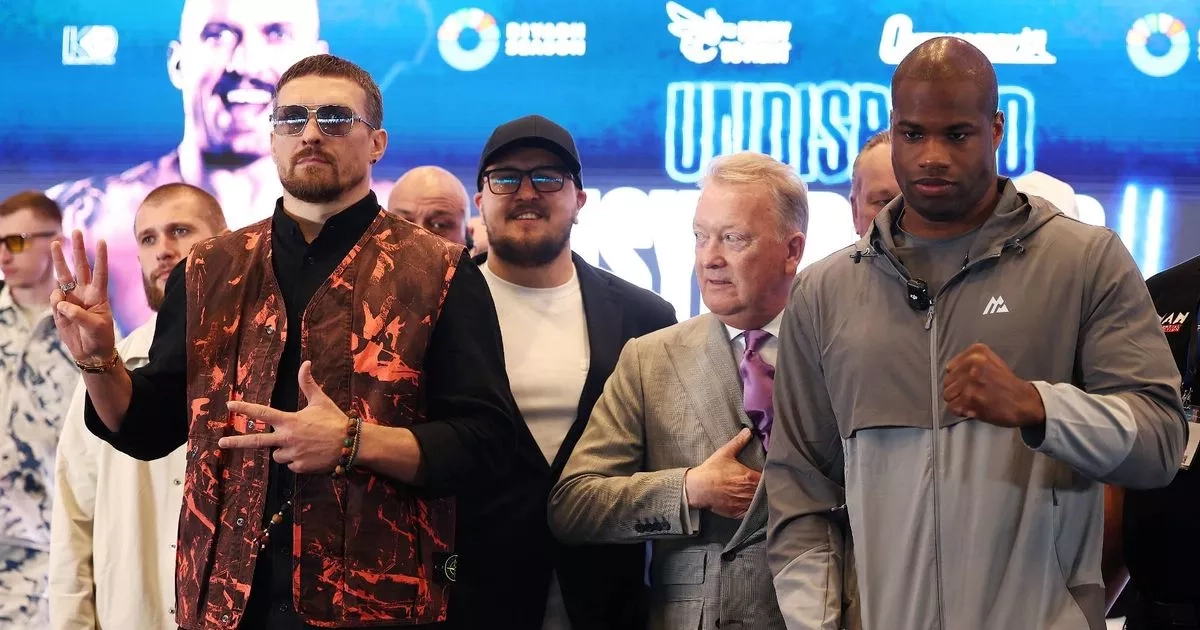 Oleksandr Usyk in major split just weeks before Daniel Dubois fight