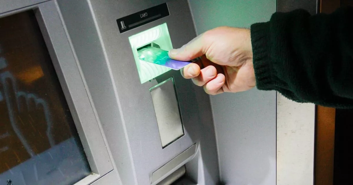Thousands urged to 'withdraw' pension cash after new HMRC rule change