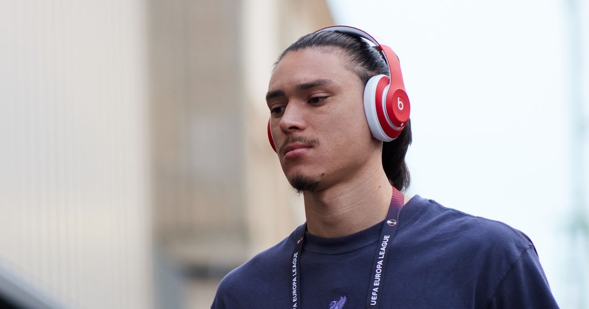 Liverpool star Darwin Nunez 'green lights' move after private transfer talks