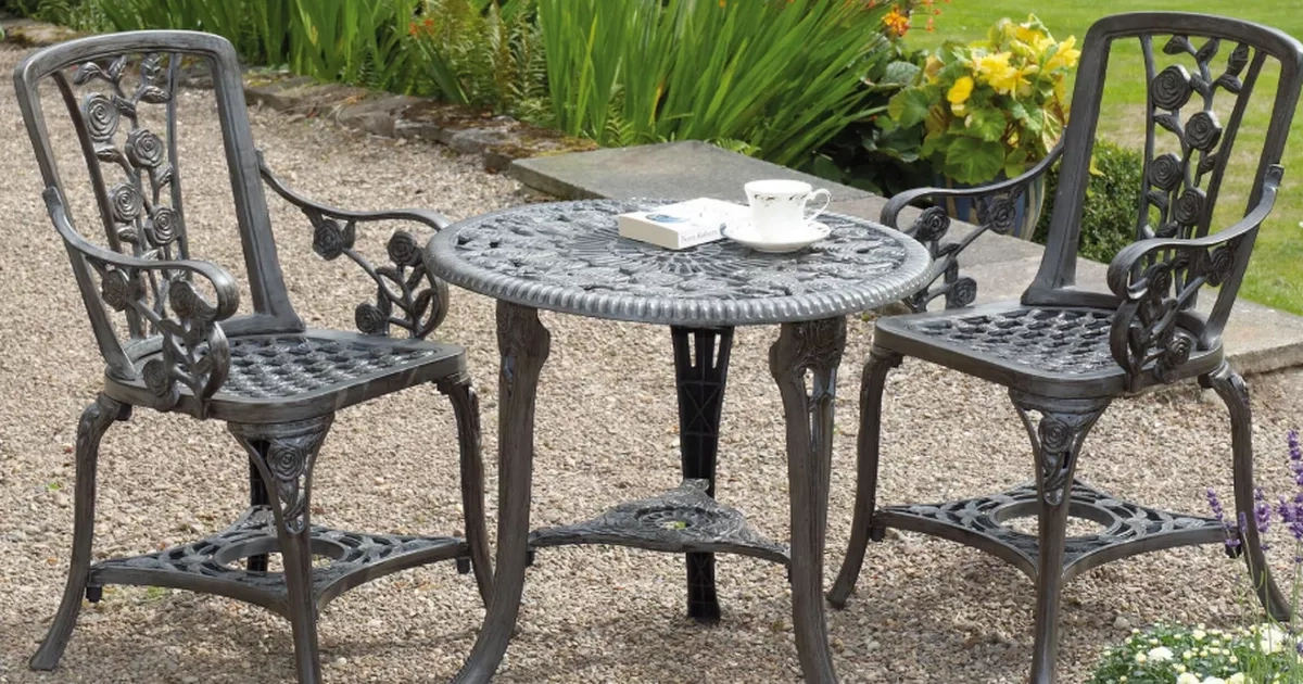 'Pretty' garden bistro set praised for being 'sturdy' now on sale