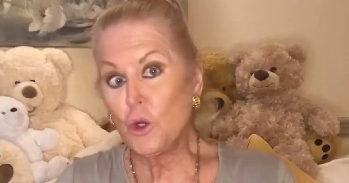 Kim Woodburn's heartbreaking last post to fans as star dies aged 83