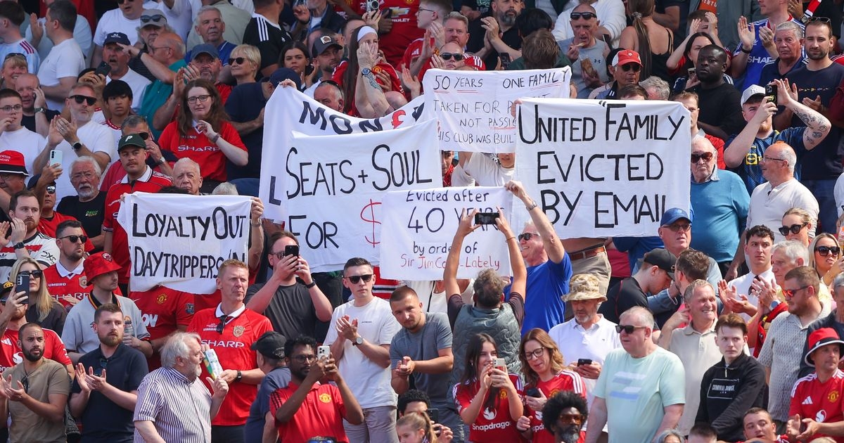 Man Utd reveal new ticket prices and are met with furious statement from fans