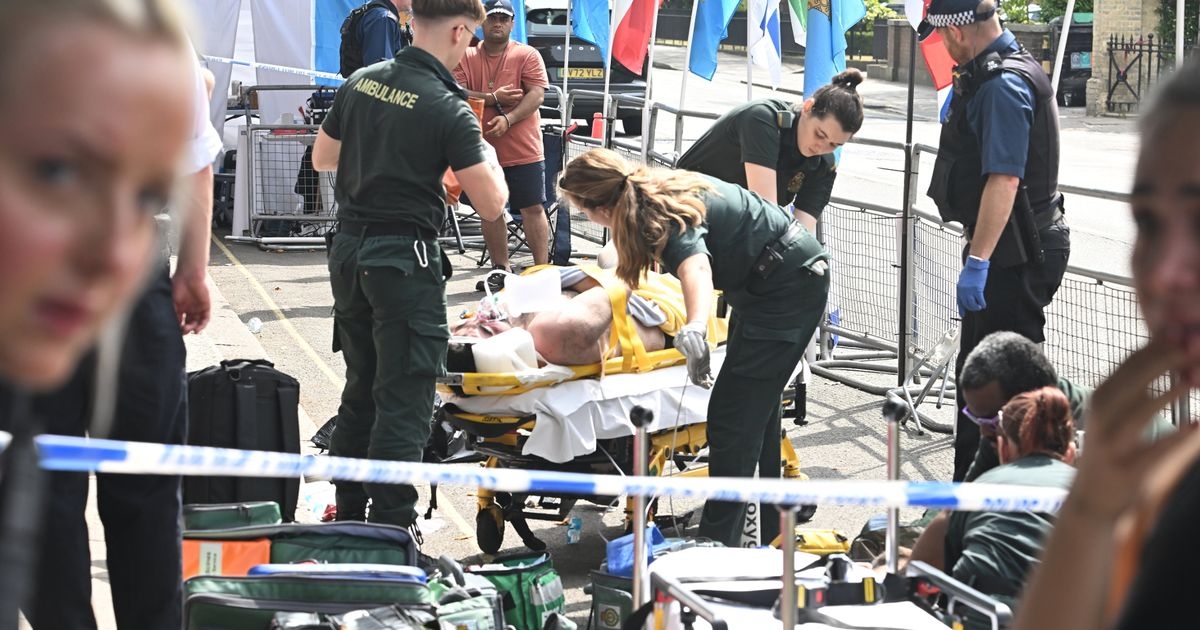 Protests outside Iran embassy in London descend into violence as seven arrested