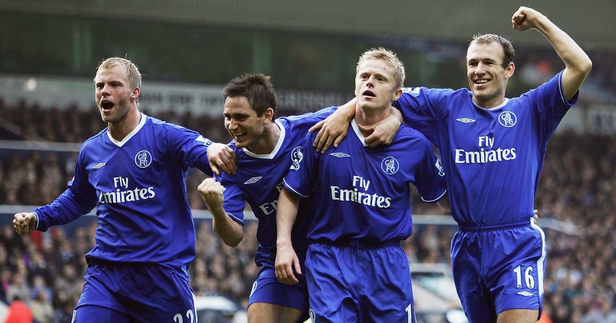 Chelsea legend quits as boss of side on brink of Champions League qualification