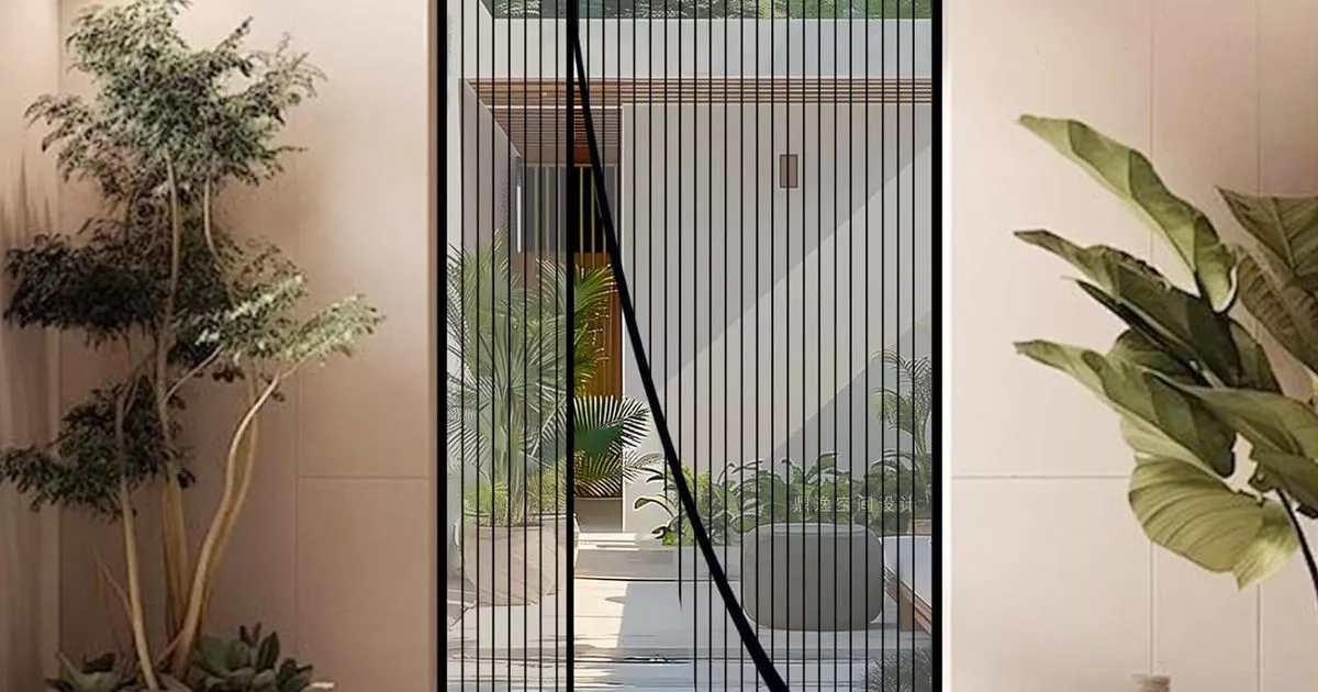 'Easy to install' door fly screens now under £14 praised for keeping insects out