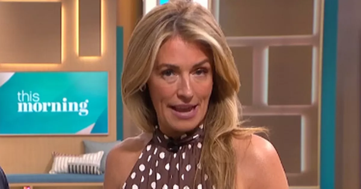 This Morning's Cat Deeley pauses show to announce tragic India plane crash news