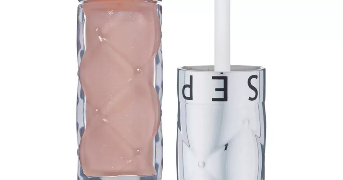 ‘Must-have' plump-effect lip gloss now under £13 at Sephora