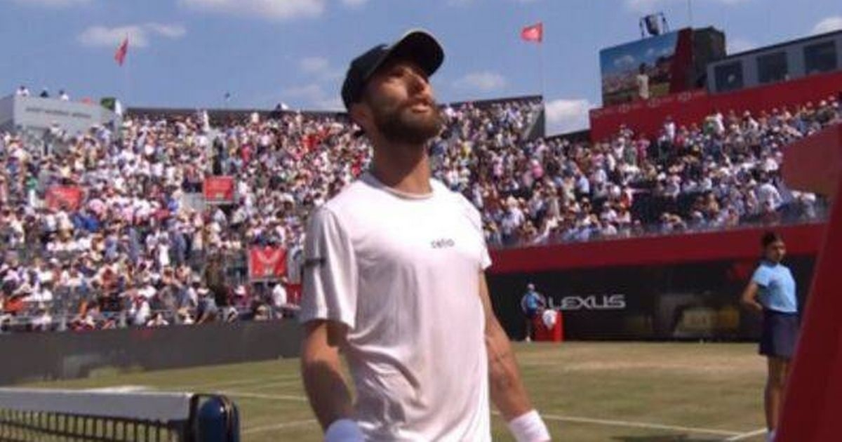 Queen's tennis crowd brutally boo star as atmosphere turns bitter on TV