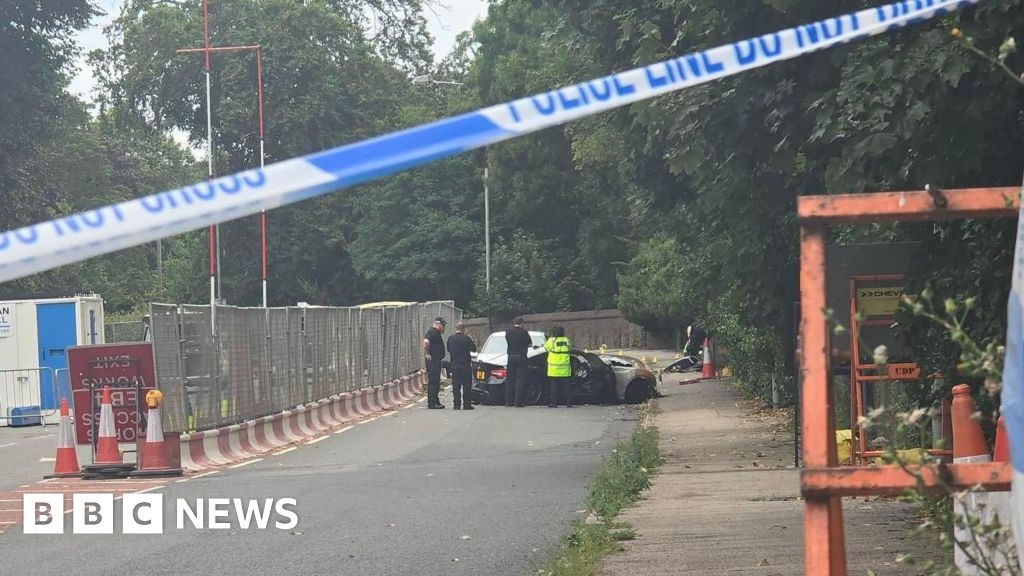 Pair bailed after A52 crash involving cars and e-bikes