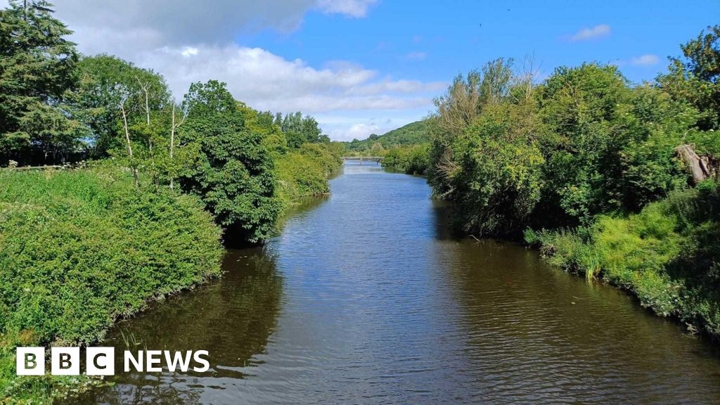 Extra funding approved for key Somerset flood defences