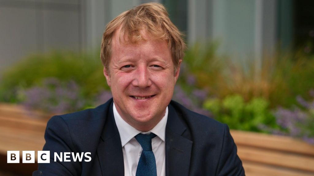 'Take East seriously', mayor warns government