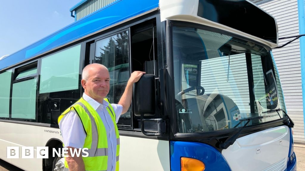 Essex bus company donates two former vaccination units to Ukraine