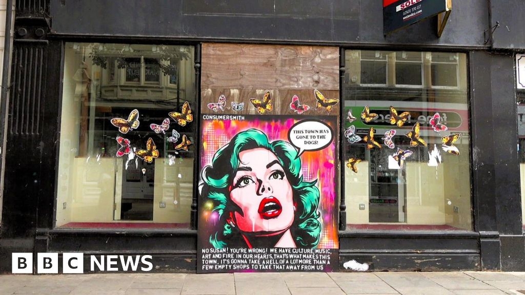 High street empty shops action needed, expert says