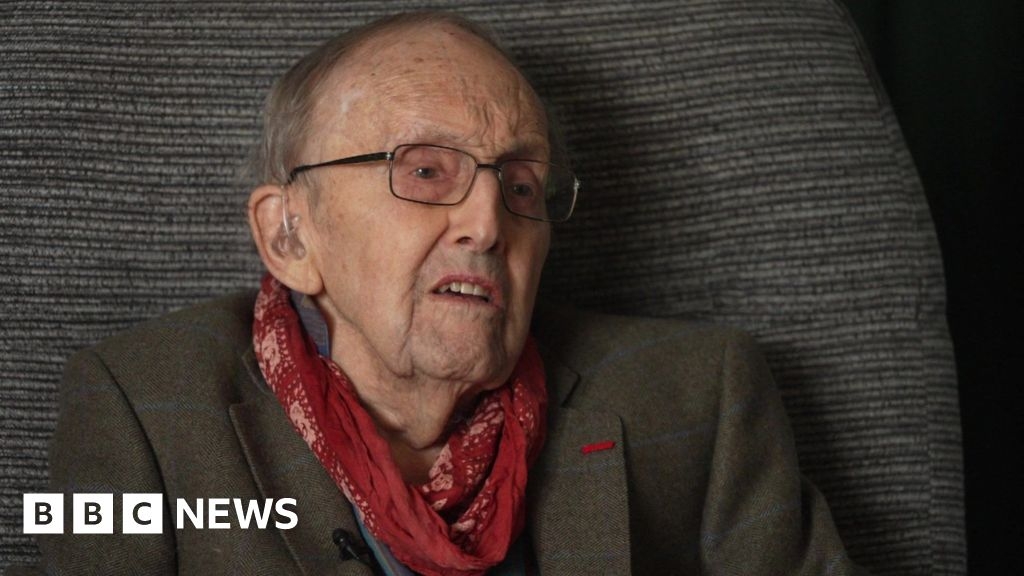 Funeral celebrates life of one of the last survivors of D-Day
