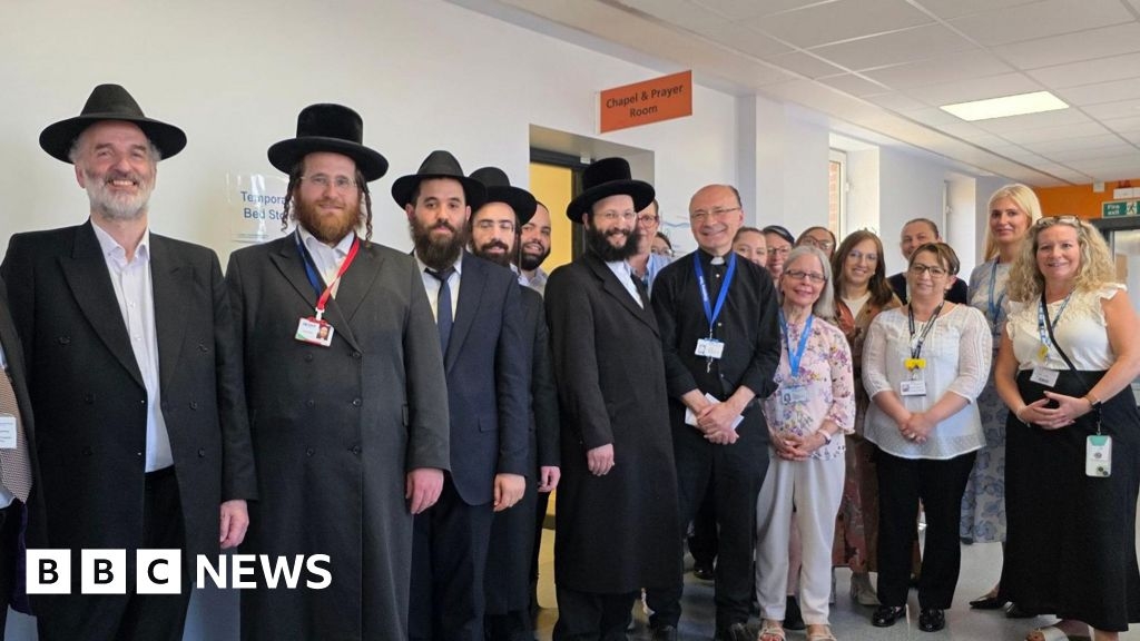 Southend Hospital opens Jewish prayer space