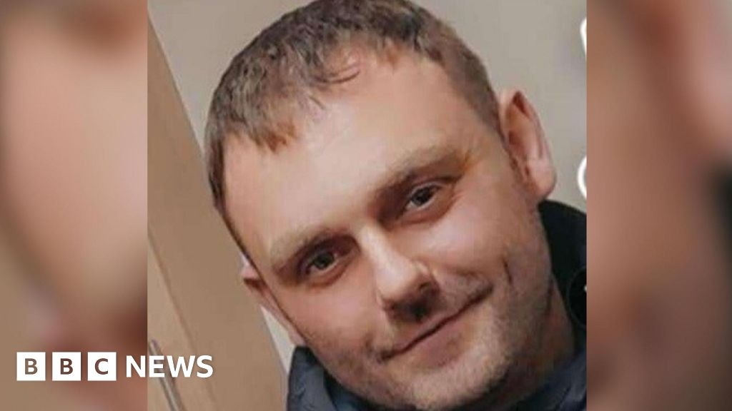 Four re-arrested over Sheffield street fight death