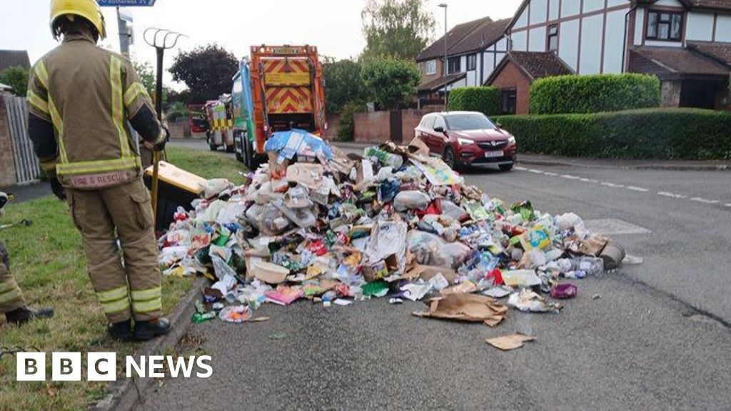 Herefordshire bin lorry fires caused by disposable vapes